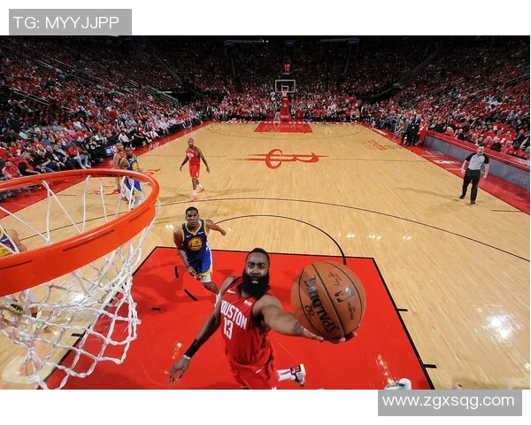 巴黎圣日尔曼主场迎战甘冈期待精彩对决与球迷热情互动 巴黎圣日尔曼主场迎战甘冈期待精彩对决与球迷热情互动